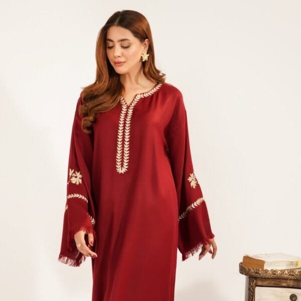 Mehroon Marina Kaftan 2-Piece Stiched