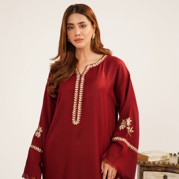 Mehroon Marina Kaftan 2-Piece Stiched